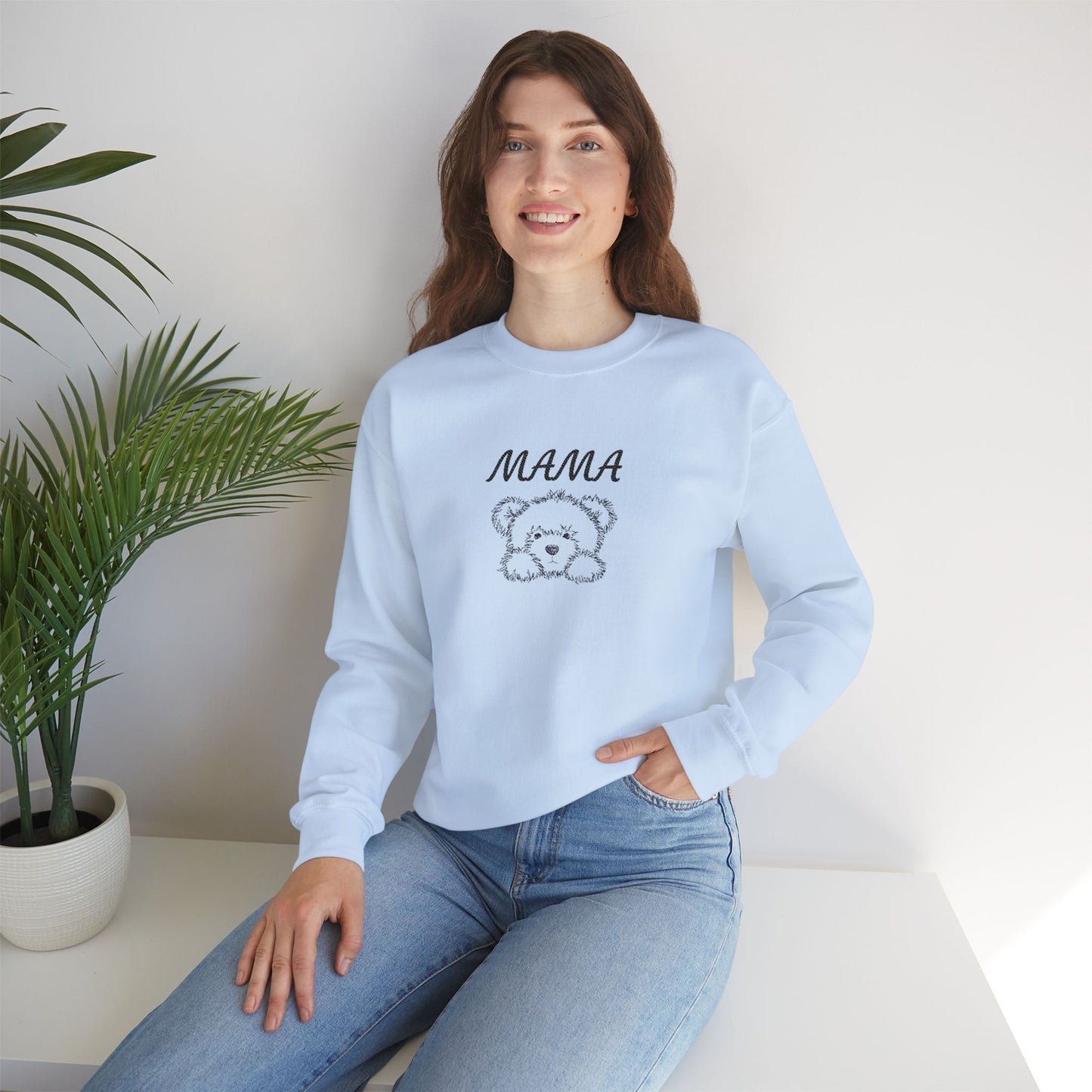 Mama Bear | Embroidery | Sweatshirt | Cute | Mother's Day Present |