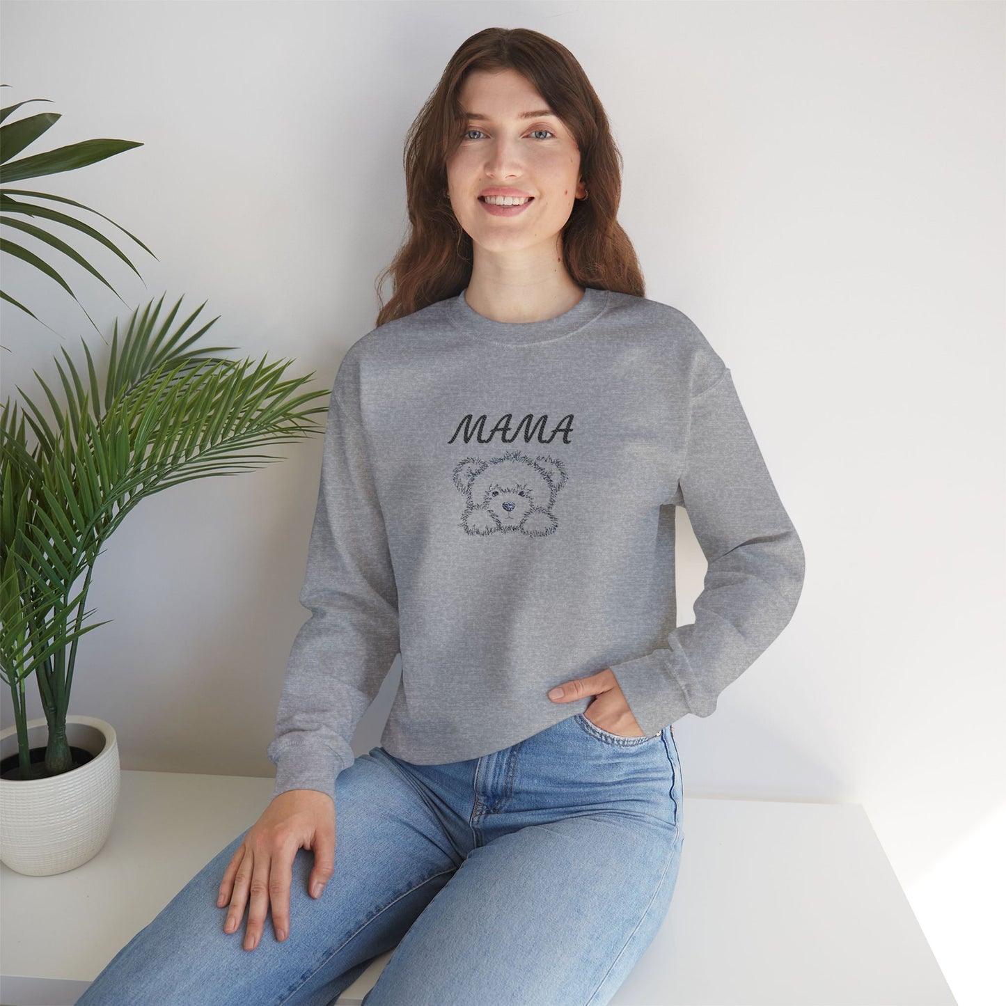 Mama Bear | Embroidery | Sweatshirt | Cute | Mother's Day Present |